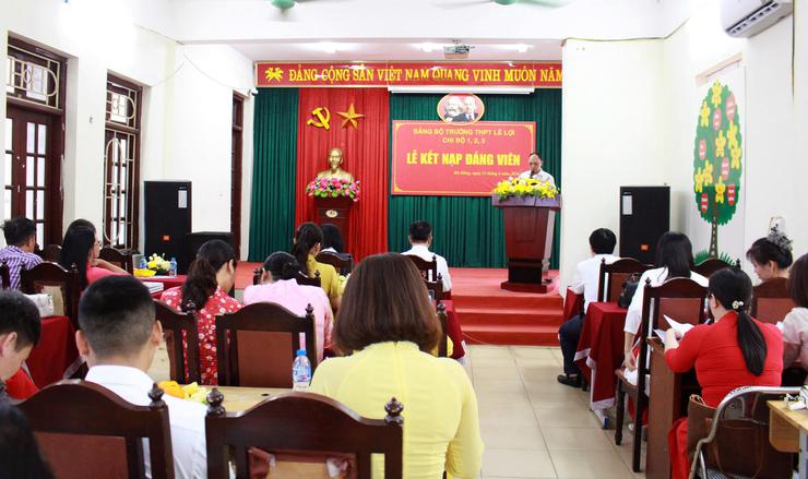 Đảng bộ Trường THPT Lê Lợi phát triển thêm 9 đảng viên trẻ, lan tỏa lý tưởng cách mạng trong học sinh