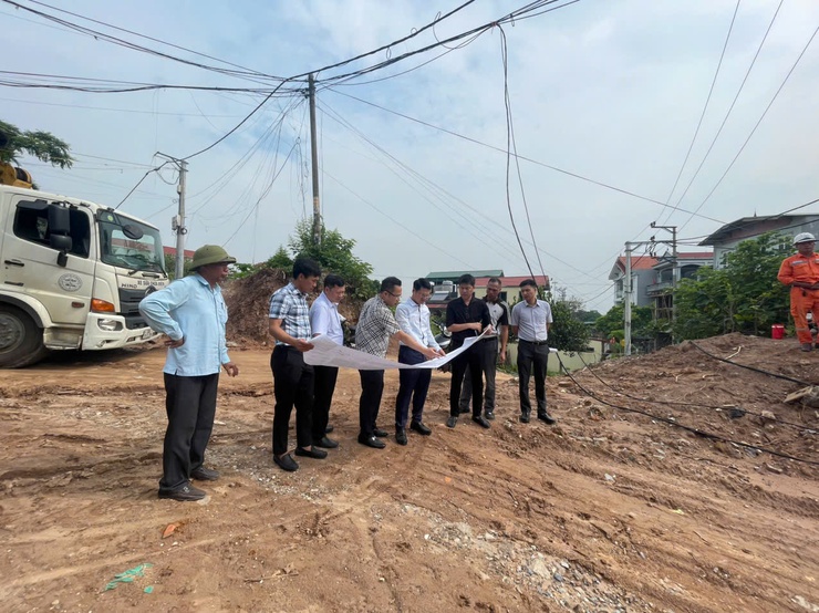 Xã Phù Đổng tăng tốc các dự án giao thông, siết tiến độ và chất lượng ngay từ công trường