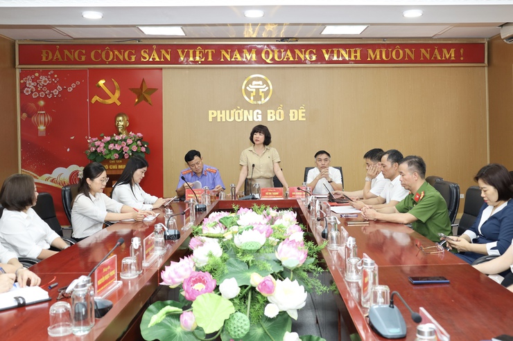 Phường Bồ Đề siết chặt phối hợp kiểm tra, giám sát và xử lý vi phạm của đảng viên