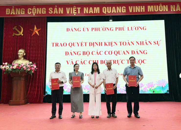 Phường Phú Lương gắn kỷ cương thực thi nhiệm vụ với lan tỏa nghĩa tình đền ơn đáp nghĩa