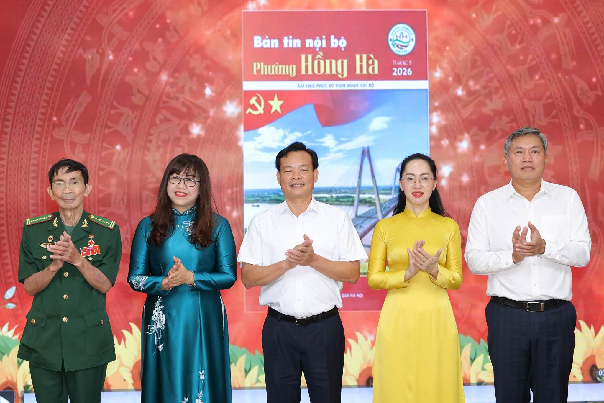 Phường Hồng Hà đưa “Bản tin nội bộ” lên môi trường số, mở rộng kênh thông tin chính thống từ cơ sở