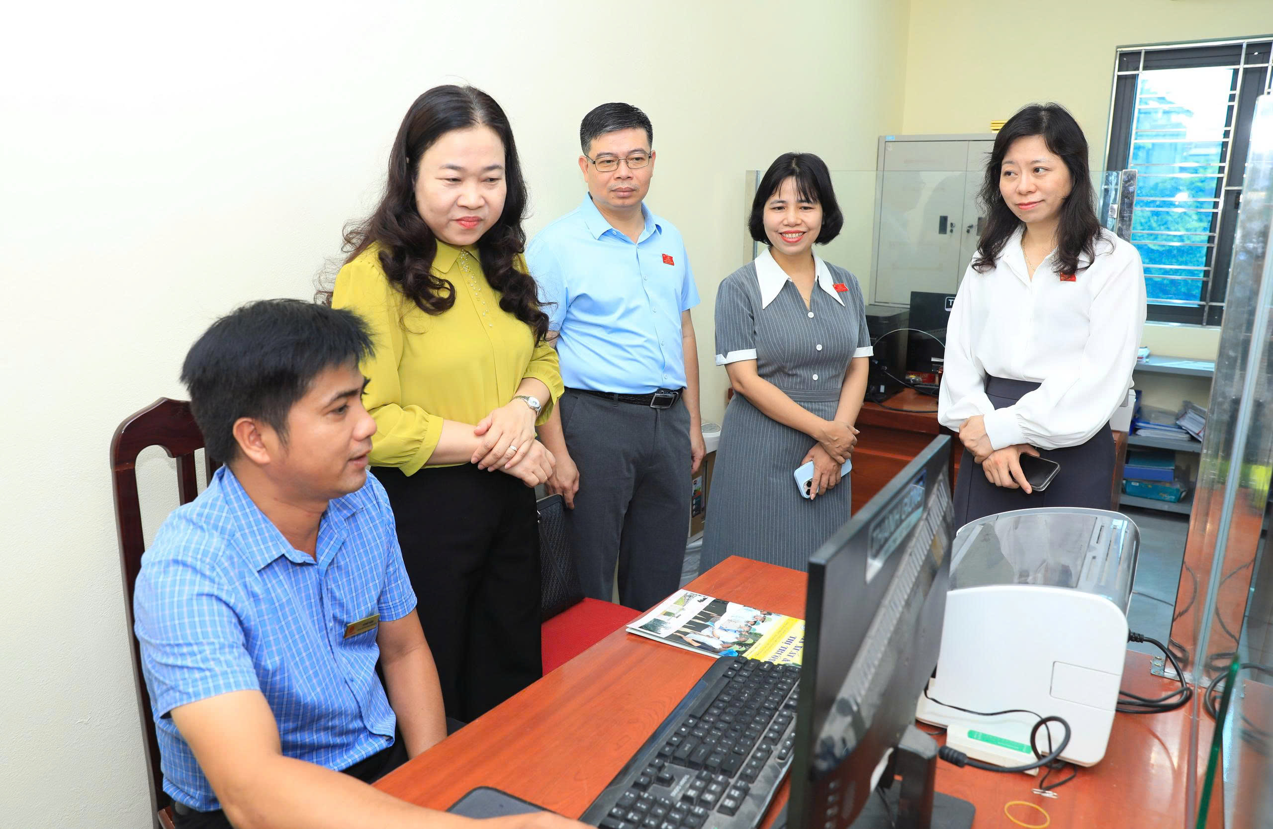 Xã Phượng Dực tạo dấu ấn chuyển đổi số từ dịch vụ công đến phát triển kinh tế làng nghề