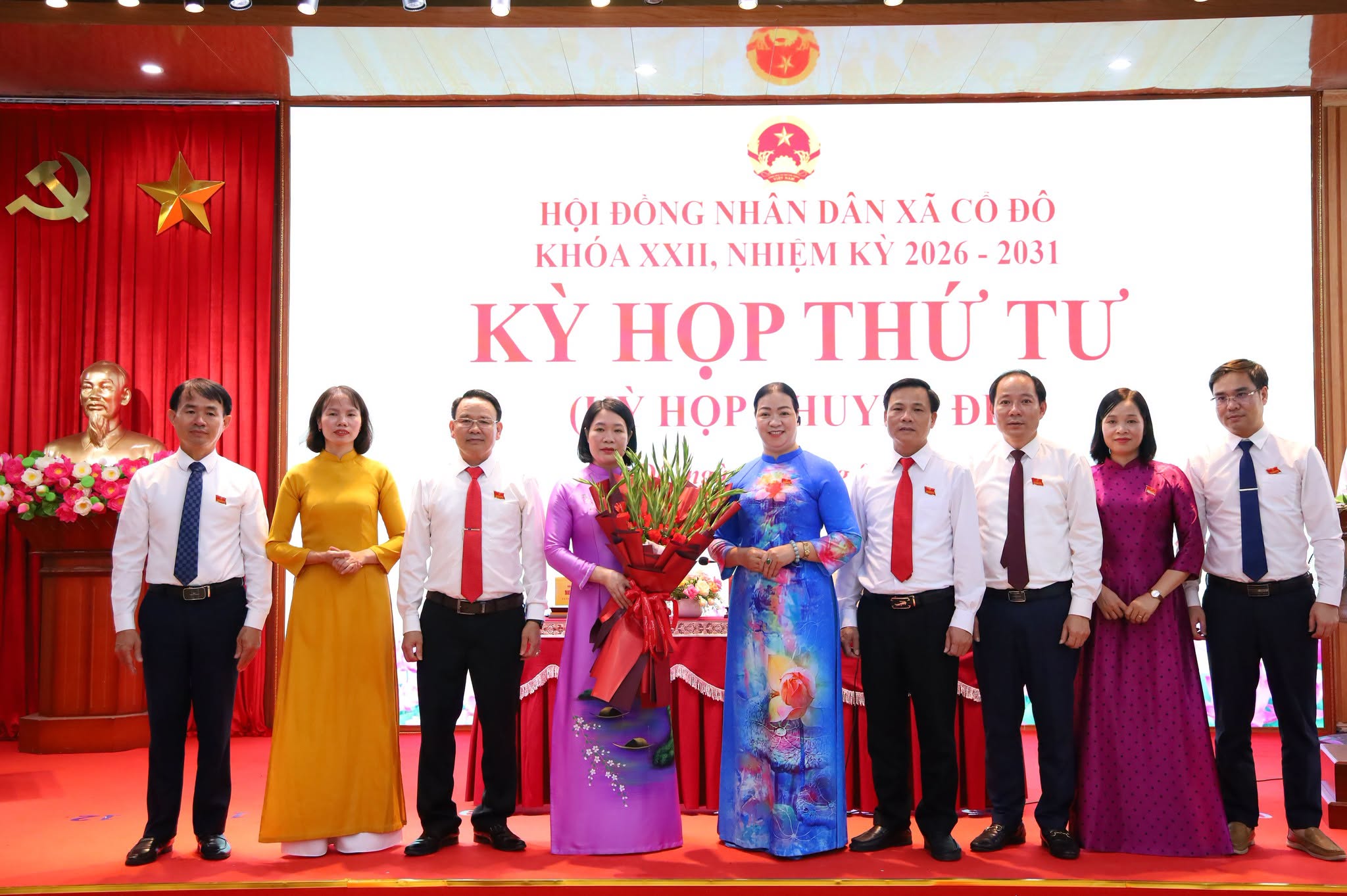 Xã Cổ Đô kiện toàn lãnh đạo UBND, đồng chí Nguyễn Thị Nam được bầu giữ chức Chủ tịch UBND xã