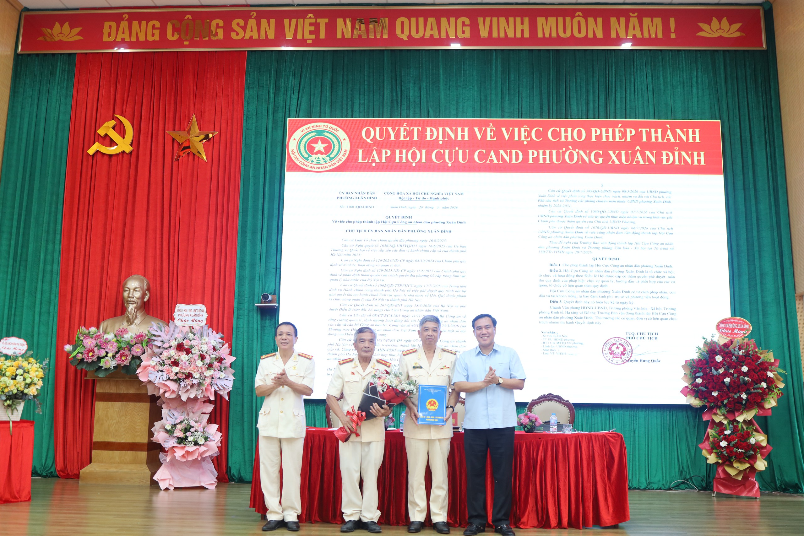 Phường Xuân Đỉnh phát huy trí tuệ, kinh nghiệm của cựu Công an nhân dân trong giữ vững an ninh từ cơ sở