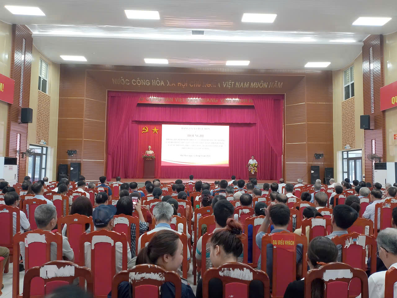 Xã Hát Môn tăng cường định hướng tư tưởng sau sắp xếp, kiện toàn tổ chức