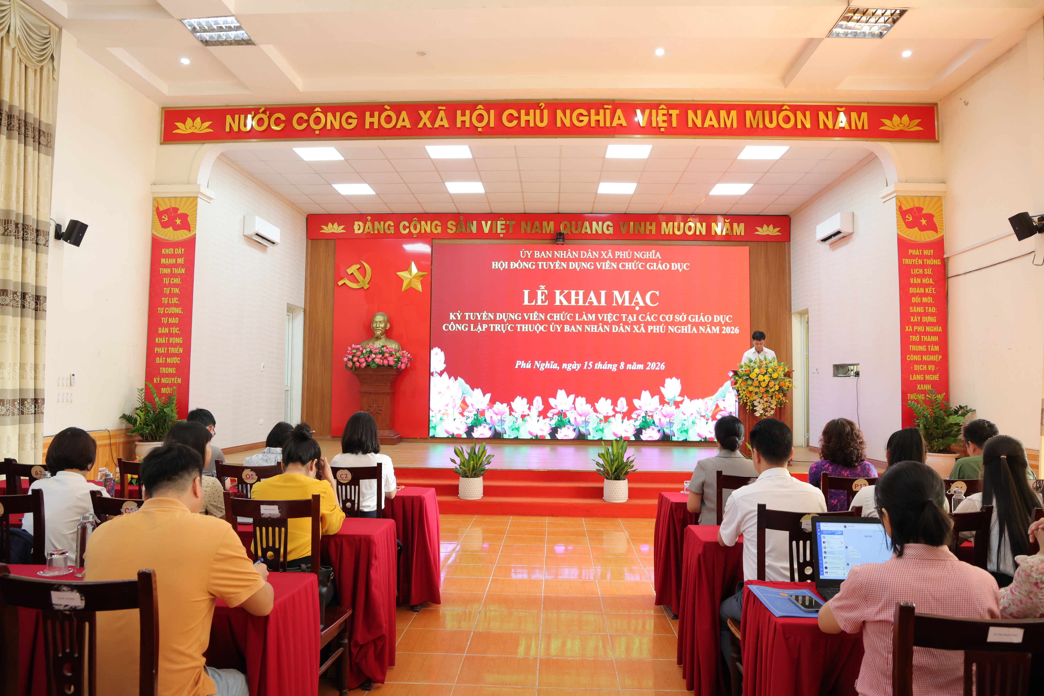 Xã Phú Nghĩa siết chặt các khâu, sẵn sàng kỳ tuyển dụng viên chức giáo dục