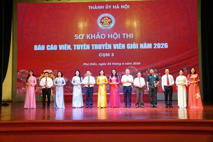 11 thí sinh sôi nổi tranh tài nghiệp vụ báo cáo viên, tuyên truyền viên giỏi Cụm 3