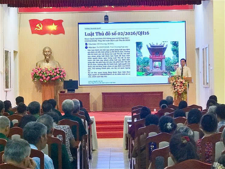 Xã Ngọc Hồi đưa Luật Thủ đô và chính sách đất đai mới đến gần cán bộ, hội viên