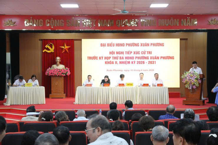 Phường Xuân Phương lắng nghe ý kiến của cử tri, tập trung tháo gỡ những vấn đề dân sinh