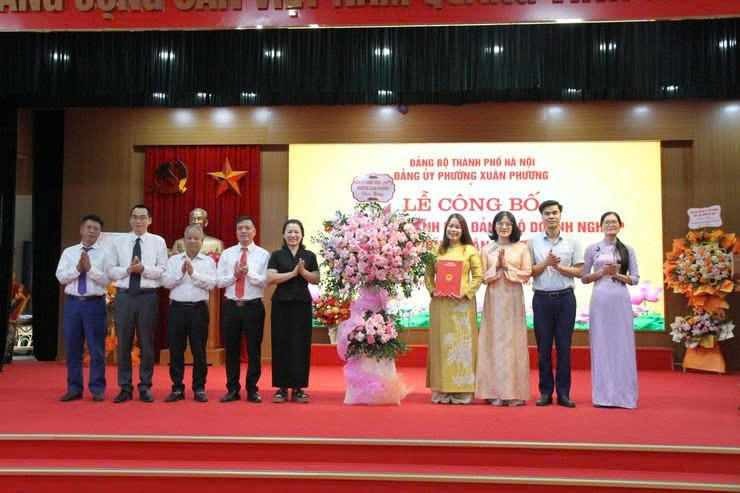 Ra mắt Đảng bộ Doanh nghiệp phường Xuân Phương, nâng cao vai trò tổ chức Đảng trong doanh nghiệp