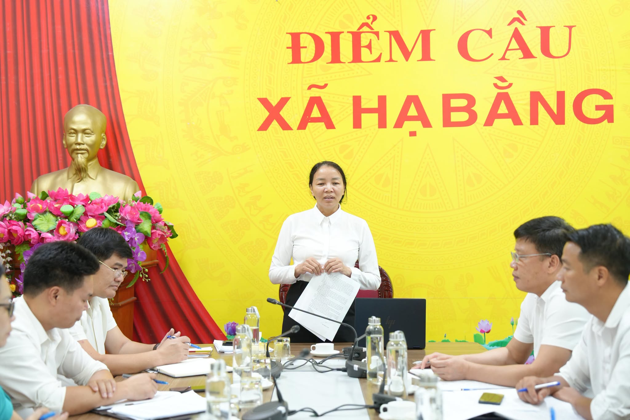 Xã Xã Hạ Bằng đưa Nghị quyết 57-NQ/TW vào chiều sâu, lấy hiệu quả số hóa và chất lượng phục vụ làm thước đo