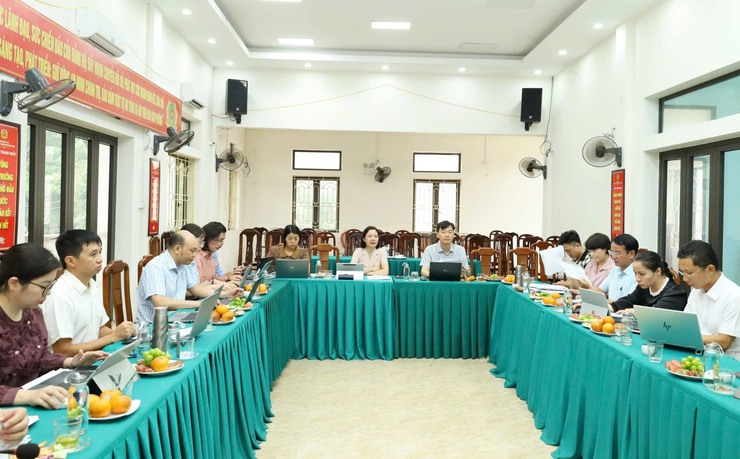 Phường Tùng Thiện tăng tốc chuyển đổi số, đưa Nghị quyết 57-NQ/TW vào từng lĩnh vực