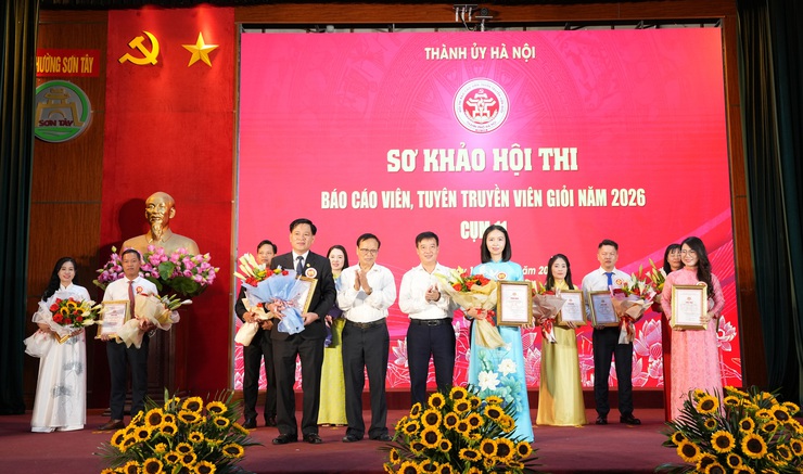 Hội thi Báo cáo viên giỏi cấp thành phố Hà Nội - Cụm 11: Đưa nghị quyết của Đảng đến gần cuộc sống