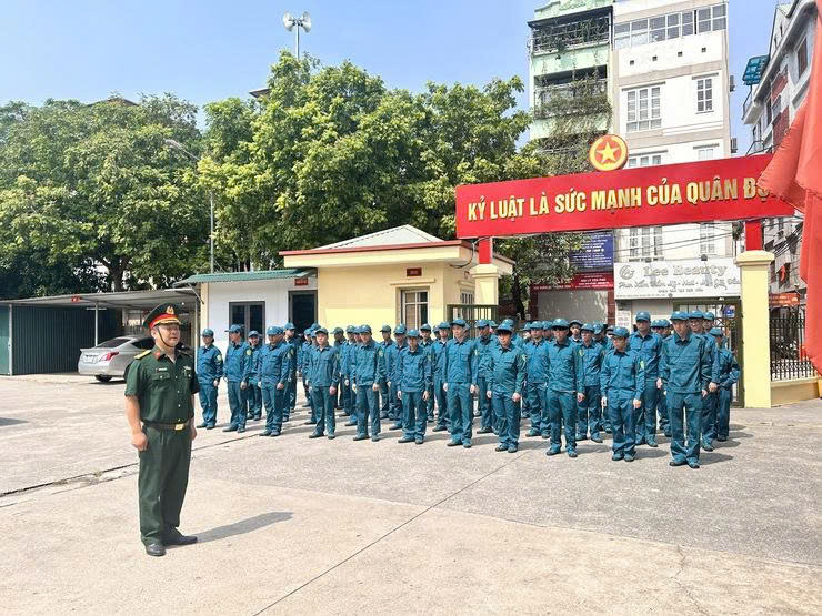 Phường Xuân Đỉnh rèn bản lĩnh, nâng sức chiến đấu cho lực lượng dân quân cơ động