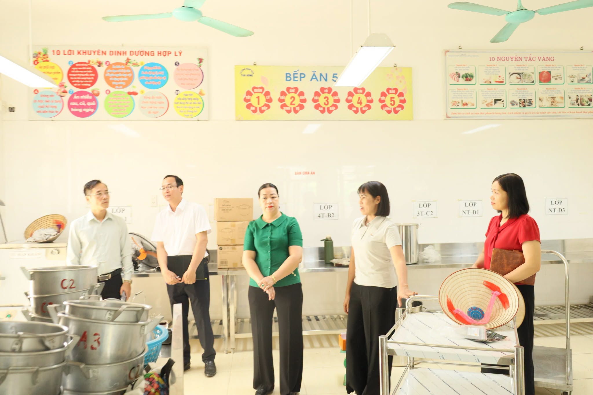 Xã Cổ Đô rà soát từng điều kiện, bảo đảm an toàn trường học trước năm học mới