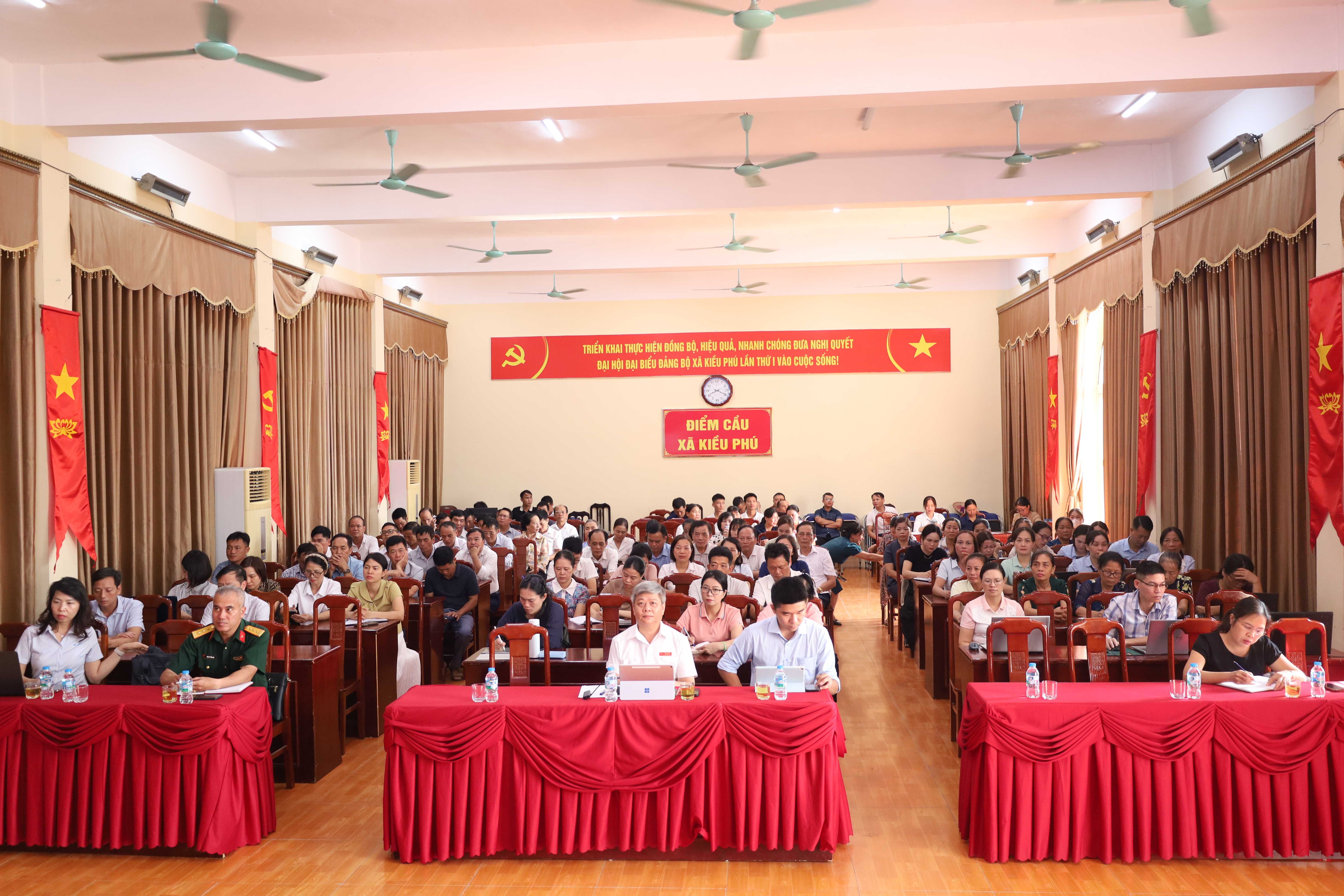 Xã Kiều Phú đưa AI và nền tảng số vào công tác Đảng, thúc đẩy đổi mới từ từng cán bộ