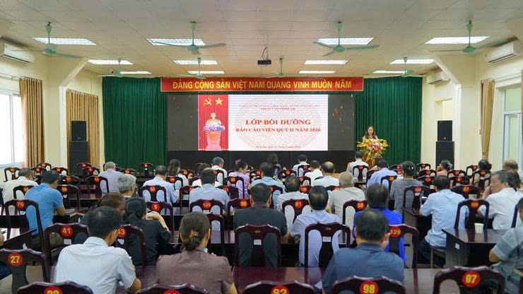 Phường Từ Liêm nâng cao chất lượng đội ngũ báo cáo viên, tăng sức thuyết phục của công tác tuyên truyền