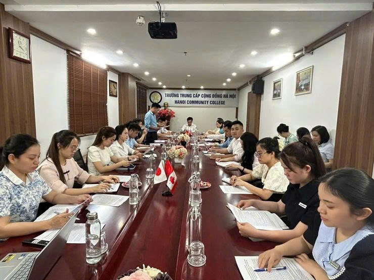 Đảng bộ Doanh nghiệp phường Từ Liêm đưa Nghị quyết 02-NQ/TW vào thực tiễn từng chi bộ