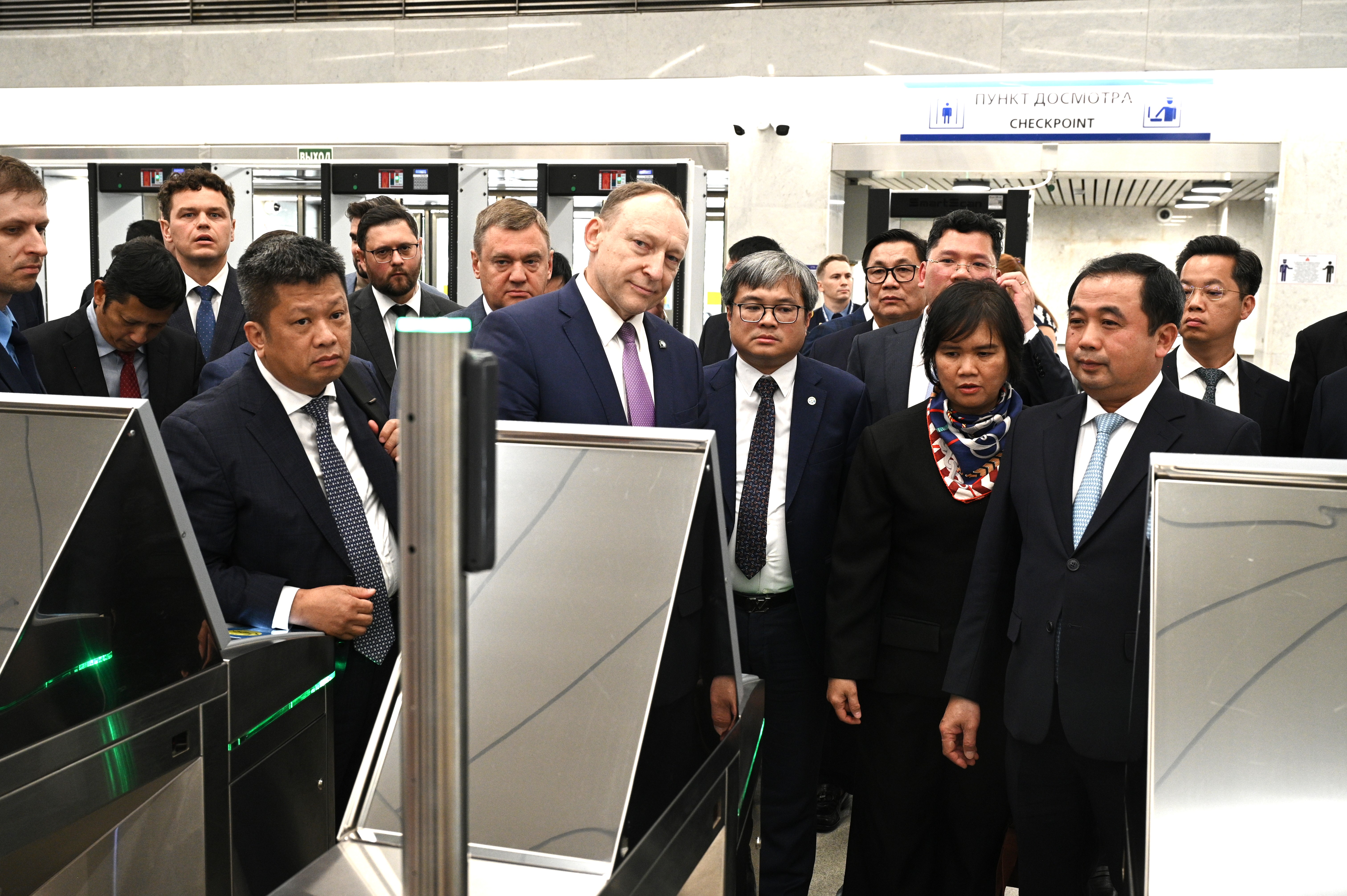 Đoàn công tác thành phố Hà Nội tiếp tục tìm hiểu kinh nghiệm xây dựng Metro tại Nga