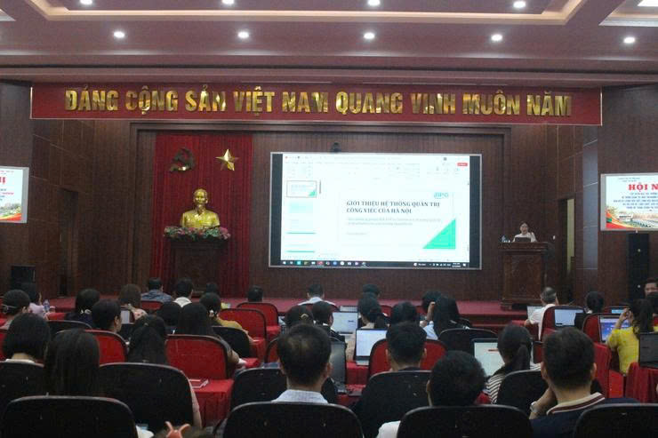 Xã Phú Xuyên ứng dụng HanoiWork, nâng cao hiệu quả quản trị và đánh giá cán bộ