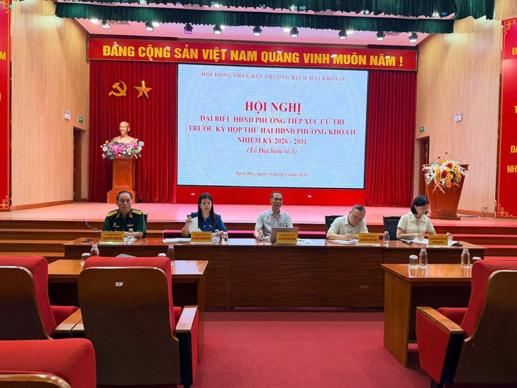 Phường Bạch Mai lắng nghe kiến nghị của cử tri, nắm bắt tâm tư, nguyện vọng và những vấn đề dân sinh