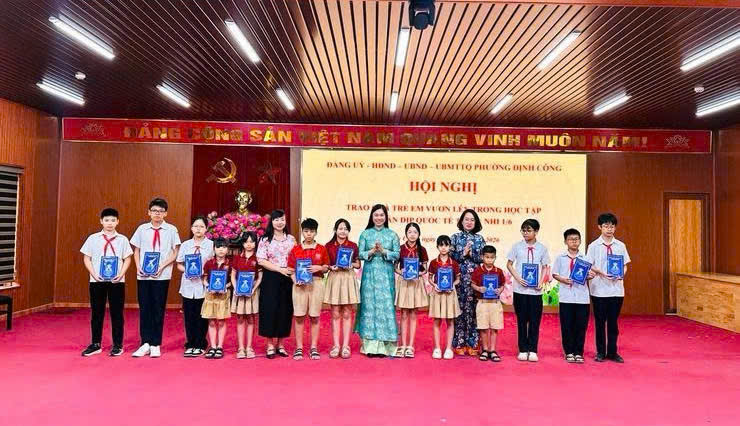 Phường Định Công tăng cường bảo vệ trẻ em từ đời sống đến không gian số