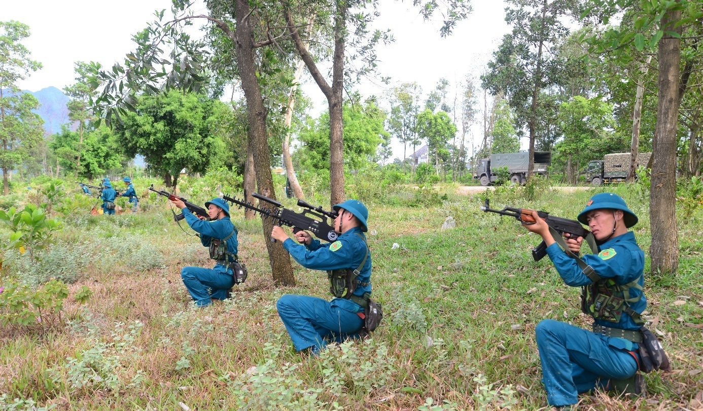 Xã Tây Phương siết chặt công tác hiệp đồng, bảo đảm an toàn trong diễn tập khu vực phòng thủ