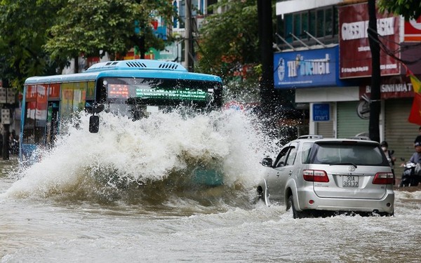 Hà Nội chủ động ứng phó mưa lớn, siết an toàn tại các khu vực nguy cơ lũ quét, sạt lở