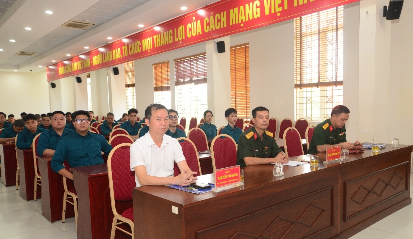 Phường Đông Ngạc nâng cao năng lực sẵn sàng chiến đấu cho lực lượng dân quân tại chỗ