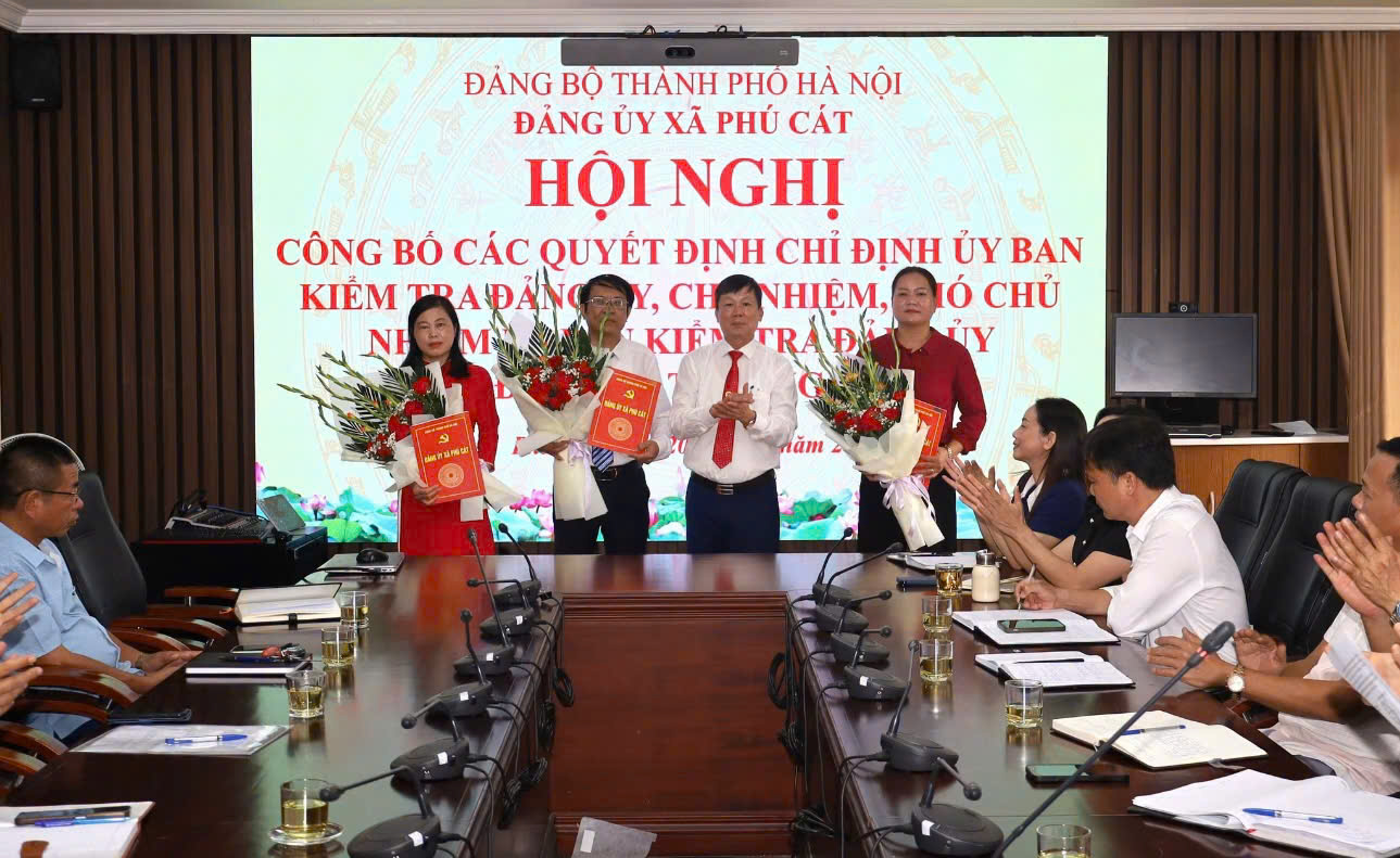 Xã Phú Cát củng cố công tác kiểm tra, giám sát tại 5 Đảng bộ trường học sau sắp xếp