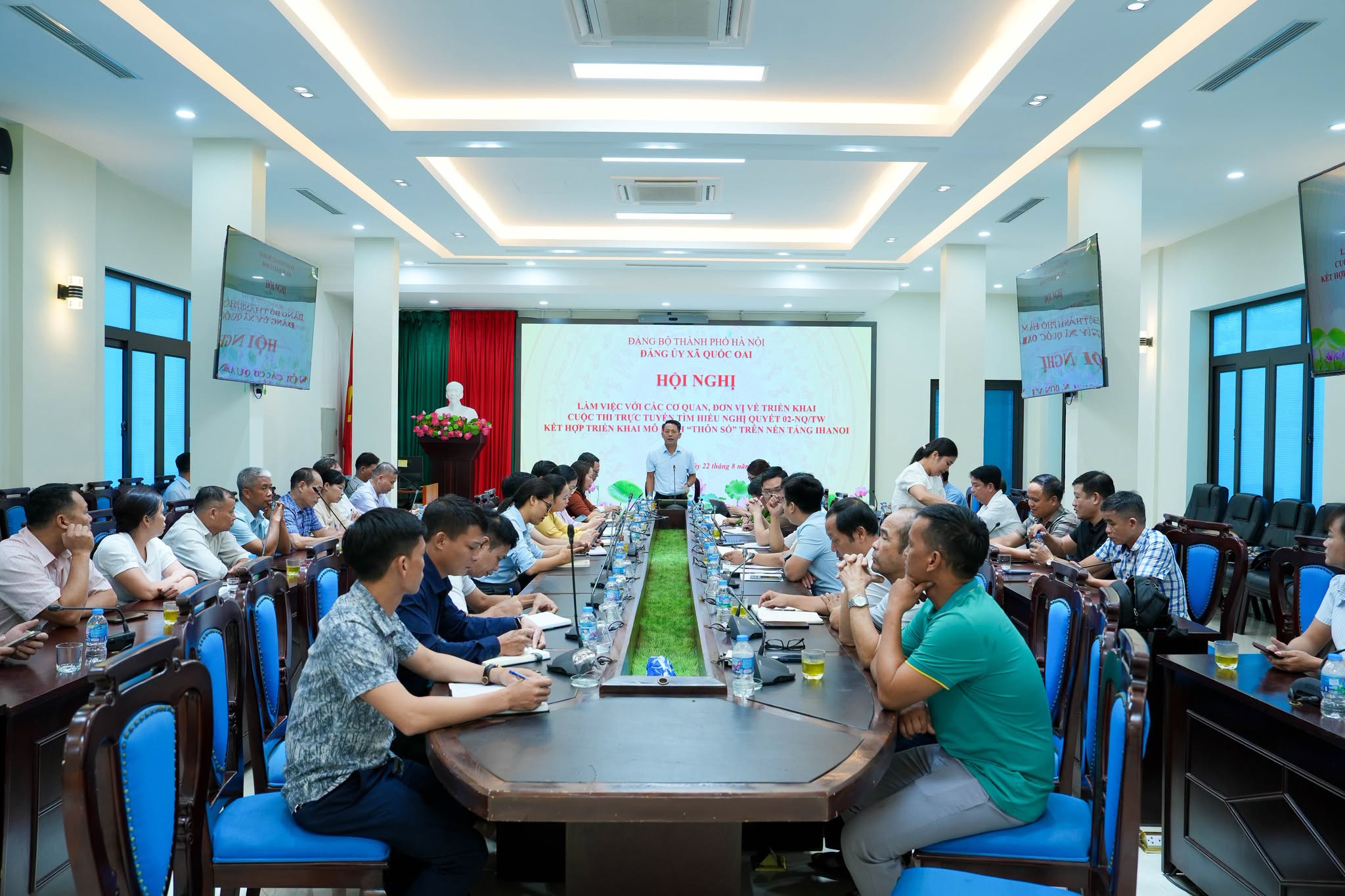 Xã Quốc Oai đưa chuyển đổi số về từng thôn, lan tỏa Cuộc thi “Thủ đô Hà Nội cùng dân tộc trong kỷ nguyên mới”