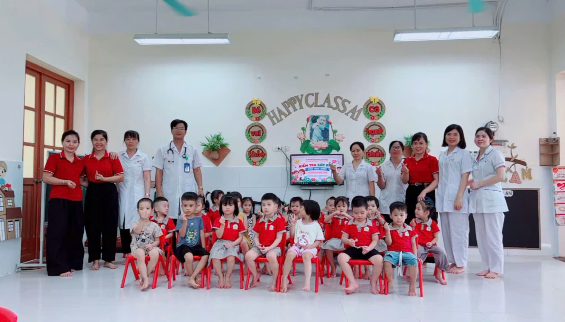 Xã Phú Xuyên: Đẩy mạnh triển khai công tác kiểm tra sức khoẻ cho trẻ em dưới 06 tuổi trên địa bàn