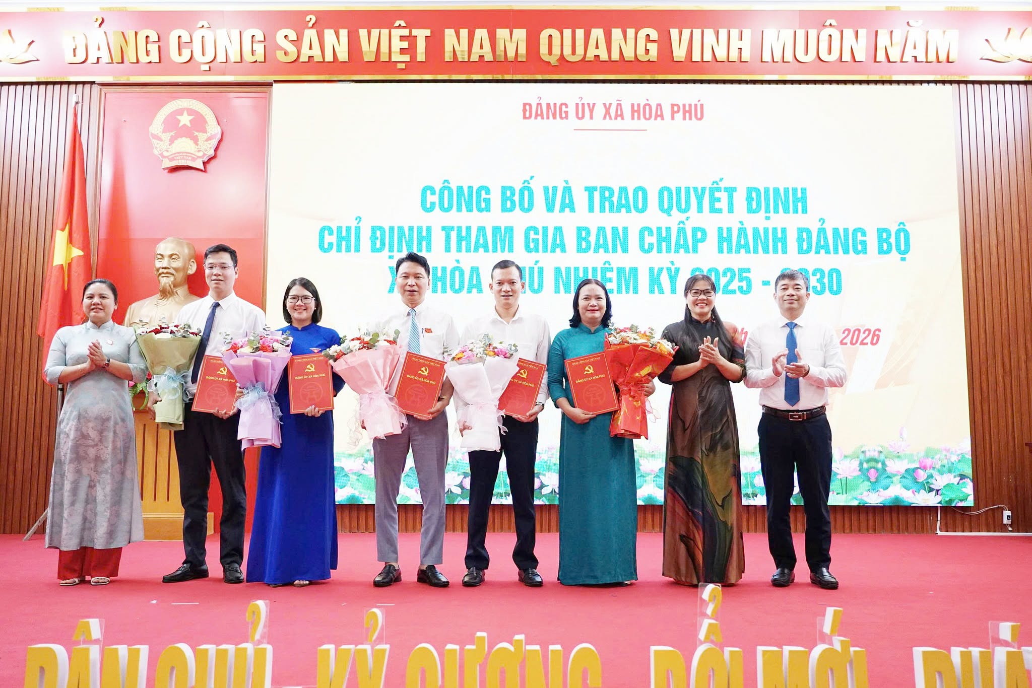 Đảng ủy xã Hòa Phú: Kiện toàn bổ sung 5 đồng chí vào Ban Chấp hành Đảng bộ xã, nhiệm kỳ 2025-2030