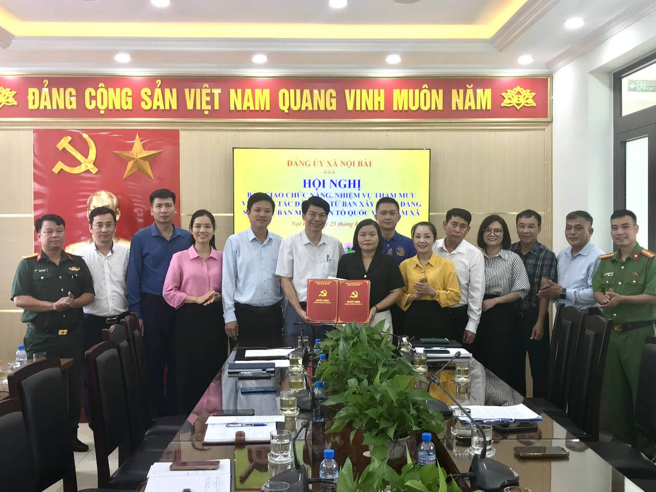 Xã Nội Bài chuyển giao nhiệm vụ tham mưu dân vận, bảo đảm công việc thông suốt từ cơ sở