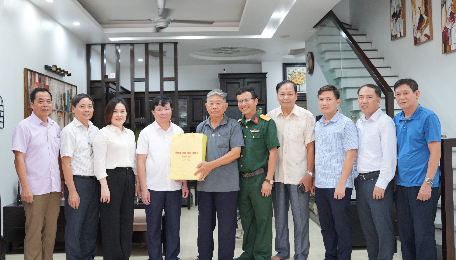 Xã Hoài Đức tri ân người có công, lan tỏa đạo lý “Uống nước nhớ nguồn” dịp Quốc khánh