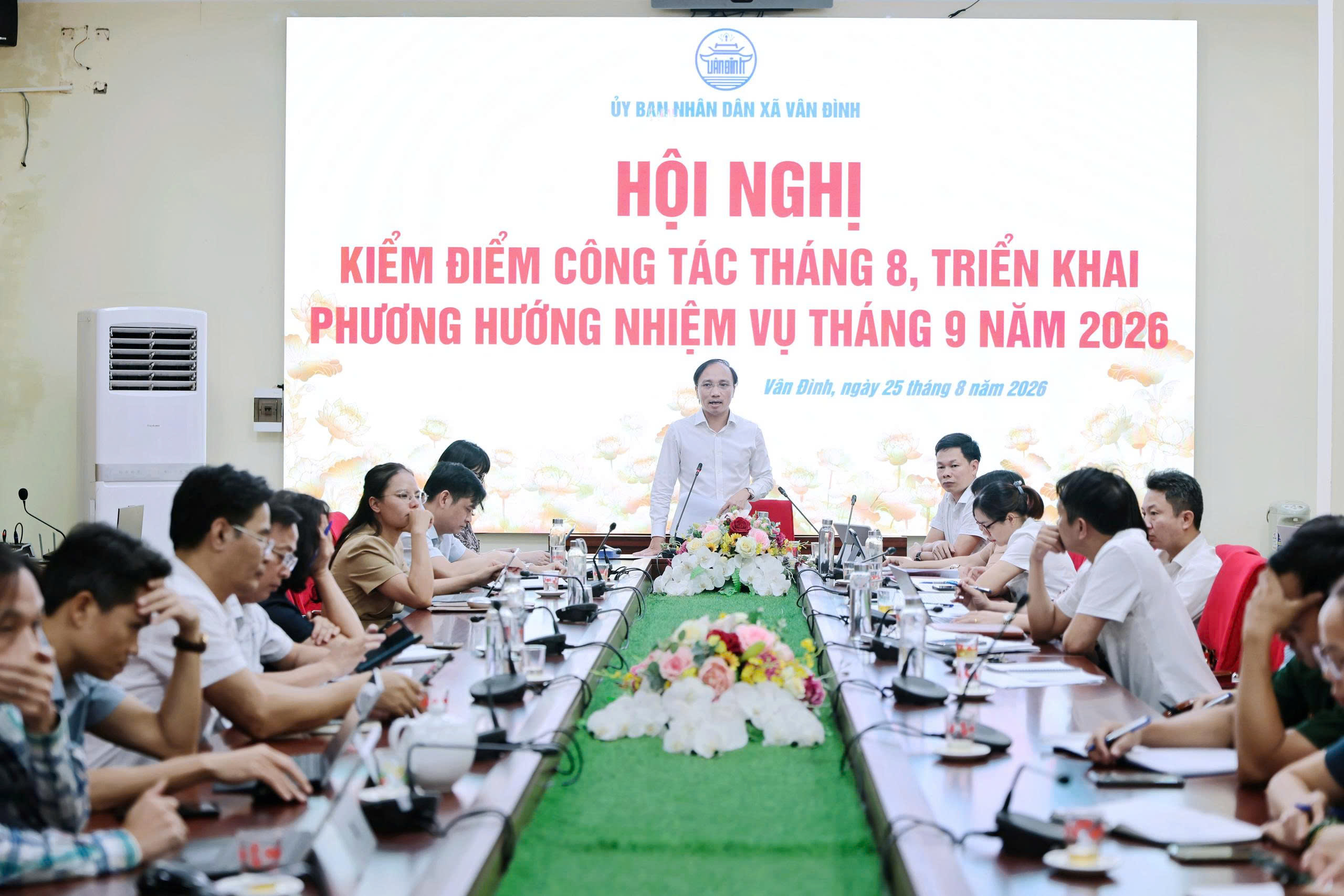 Xã Vân Đình tăng tốc, quyết tâm hoàn thành các nhiệm vụ trong tháng 9 và quý III - 2026 
