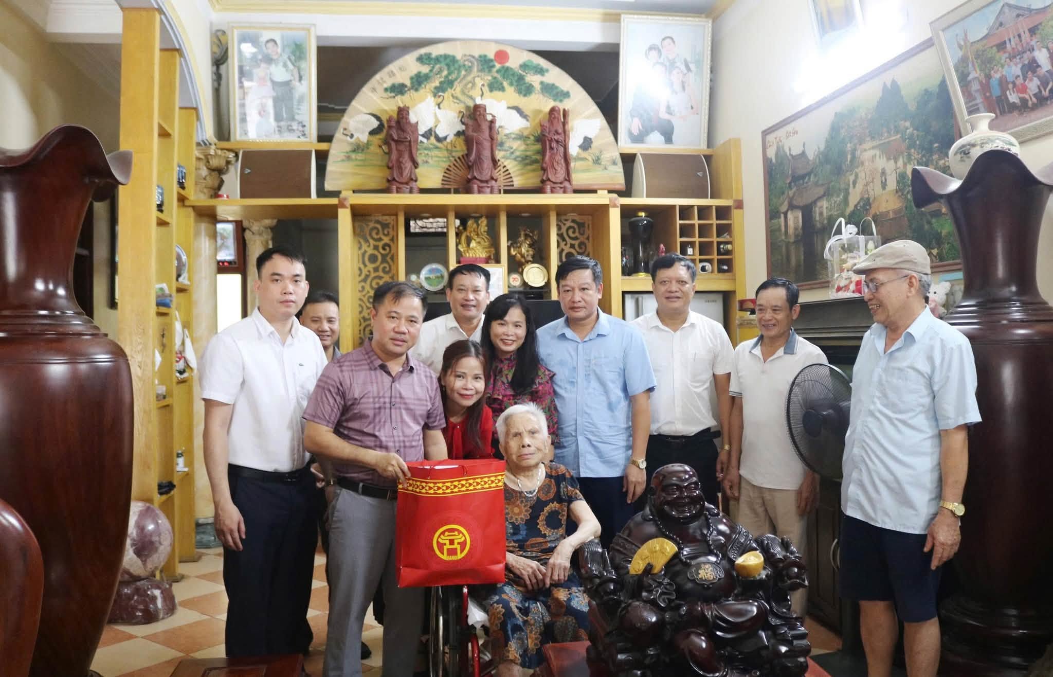 Xã Quốc Oai tri ân người có công, lan tỏa đạo lý “Uống nước nhớ nguồn”