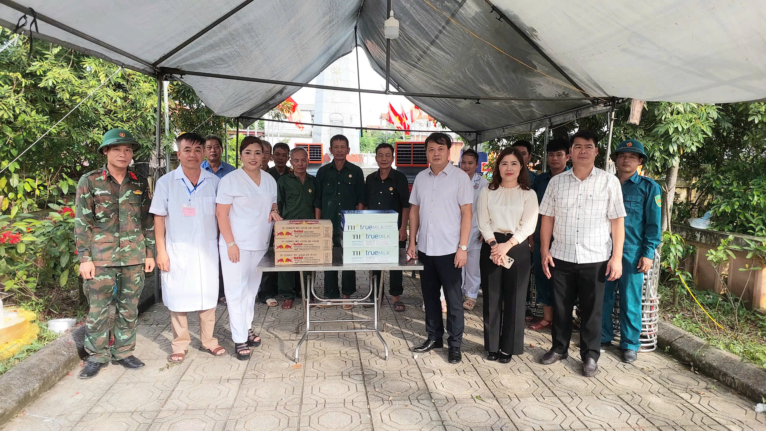 Xã Hồng Sơn động viên lực lượng thực hiện nhiệm vụ lấy mẫu hài cốt liệt sĩ