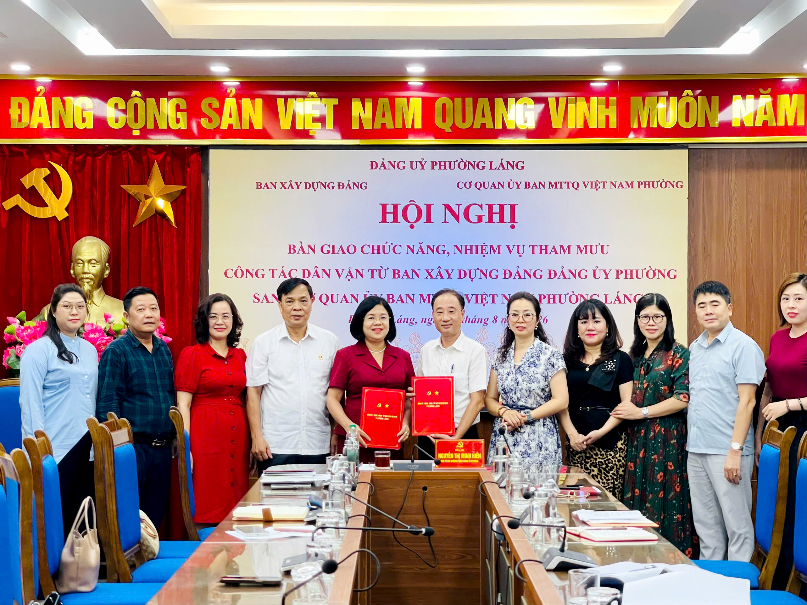 Phường Láng hoàn tất chuyển giao nhiệm vụ dân vận, bảo đảm công việc thông suốt