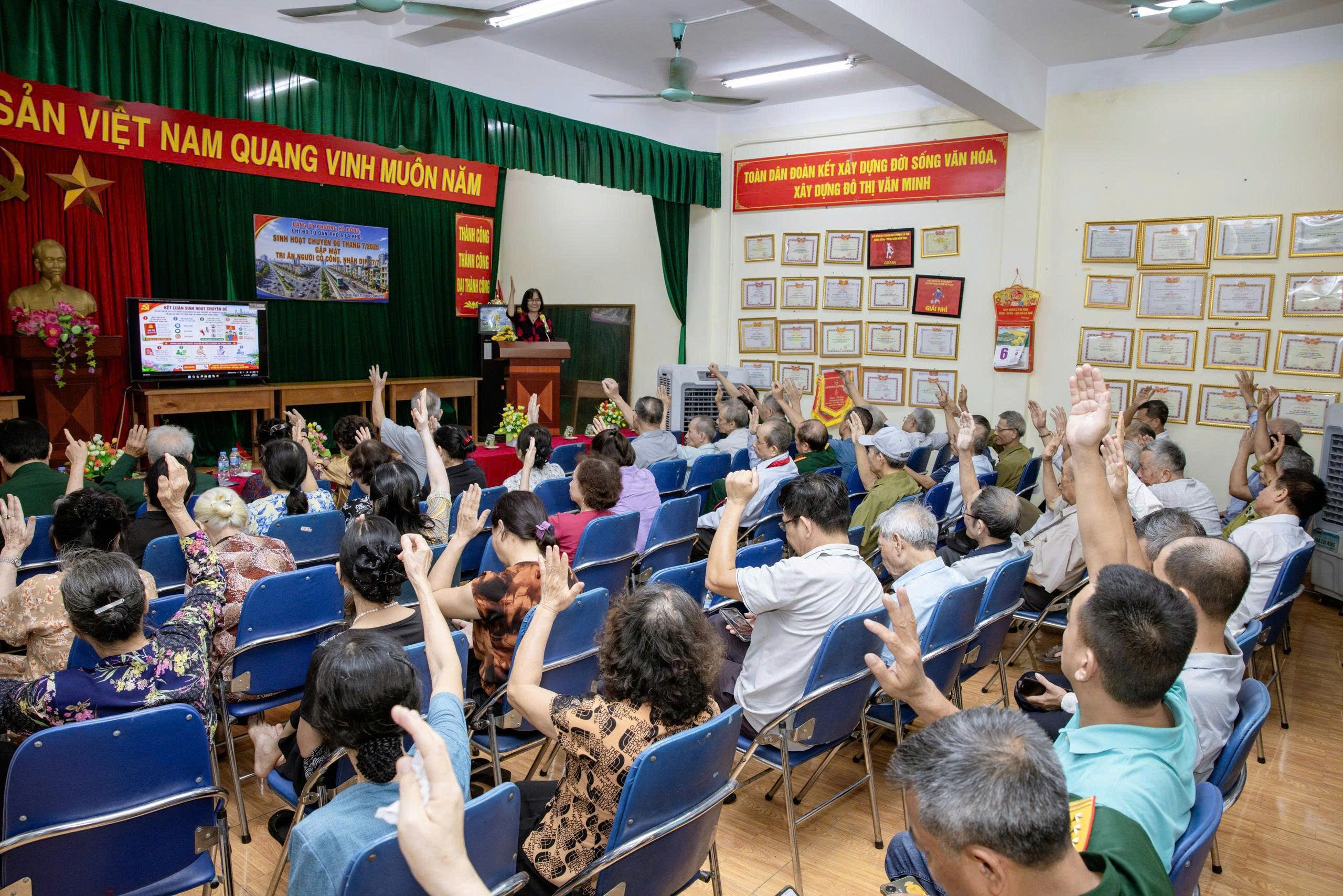 Phường Hà Đông đưa sinh hoạt chi bộ đi vào thực chất, gắn chuyển đổi số với nhiệm vụ cơ sở