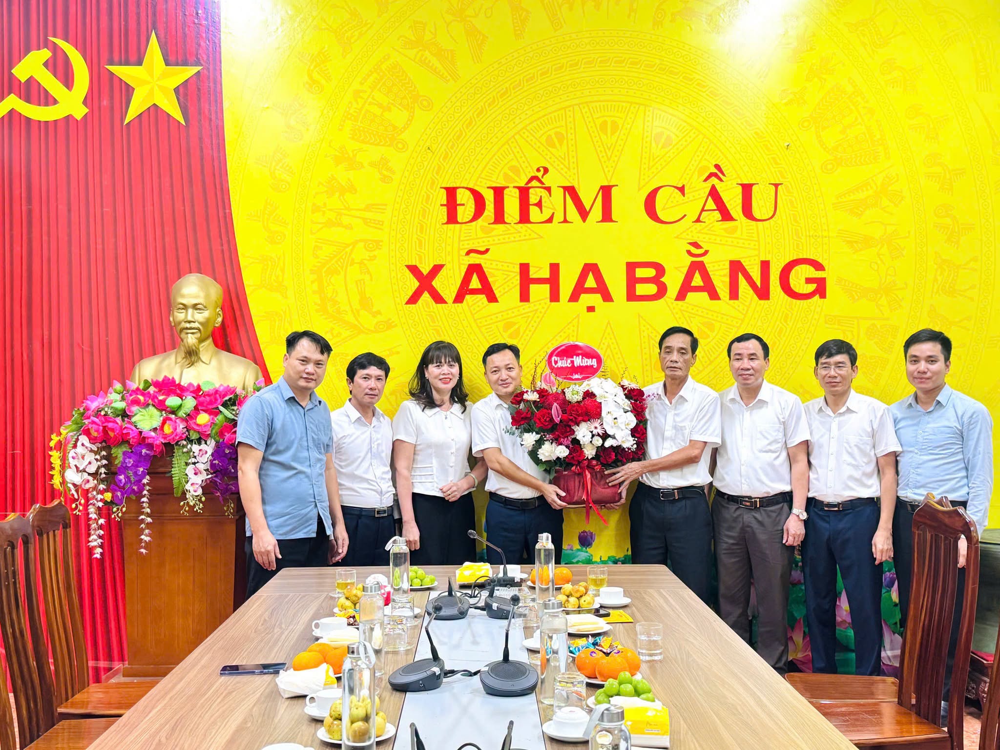 Xã Hạ Bằng phát huy vai trò tham mưu của Văn phòng, nâng cao hiệu quả điều hành