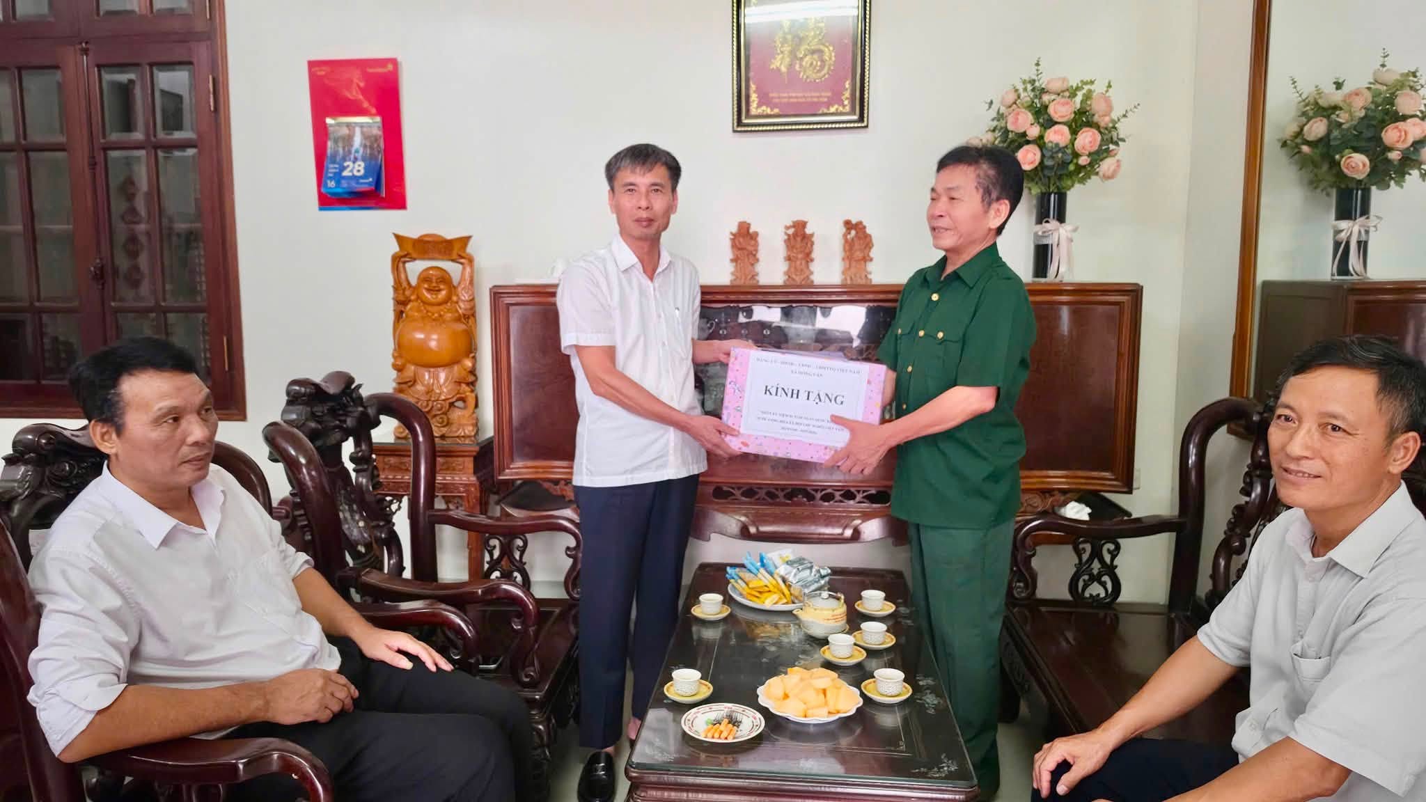 Xã Hồng Vân lan tỏa nghĩa tình, tri ân người có công nhân dịp Quốc khánh 2-9