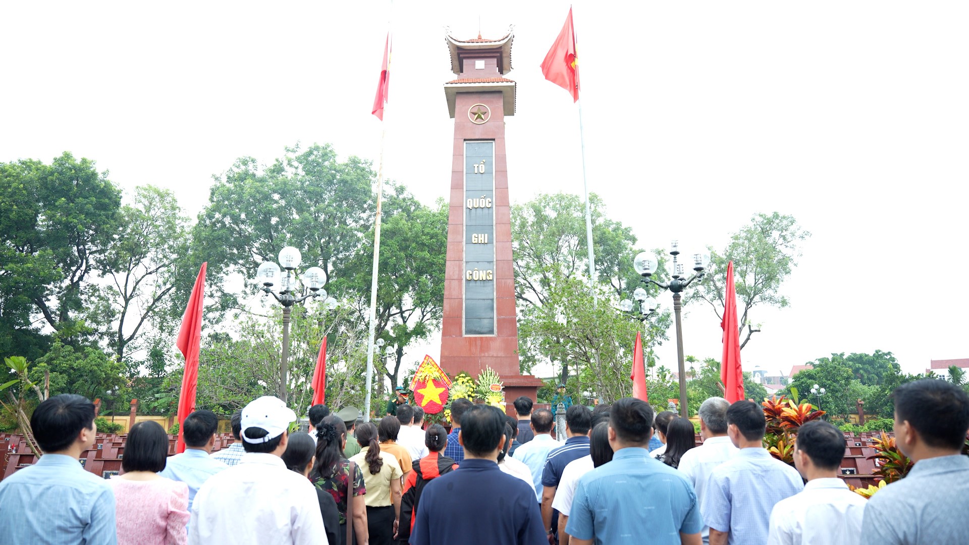 Xã Dương Hòa dâng hương tưởng niệm các Anh hùng liệt sĩ nhân dịp Quốc khánh 2-9