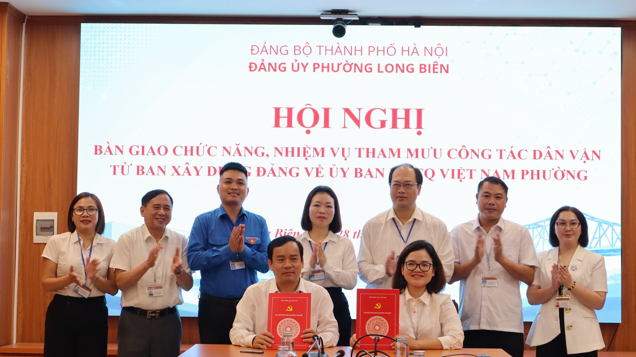 Phường Long Biên chuyển giao công tác dân vận, tăng cường vai trò của MTTQ từ cơ sở
