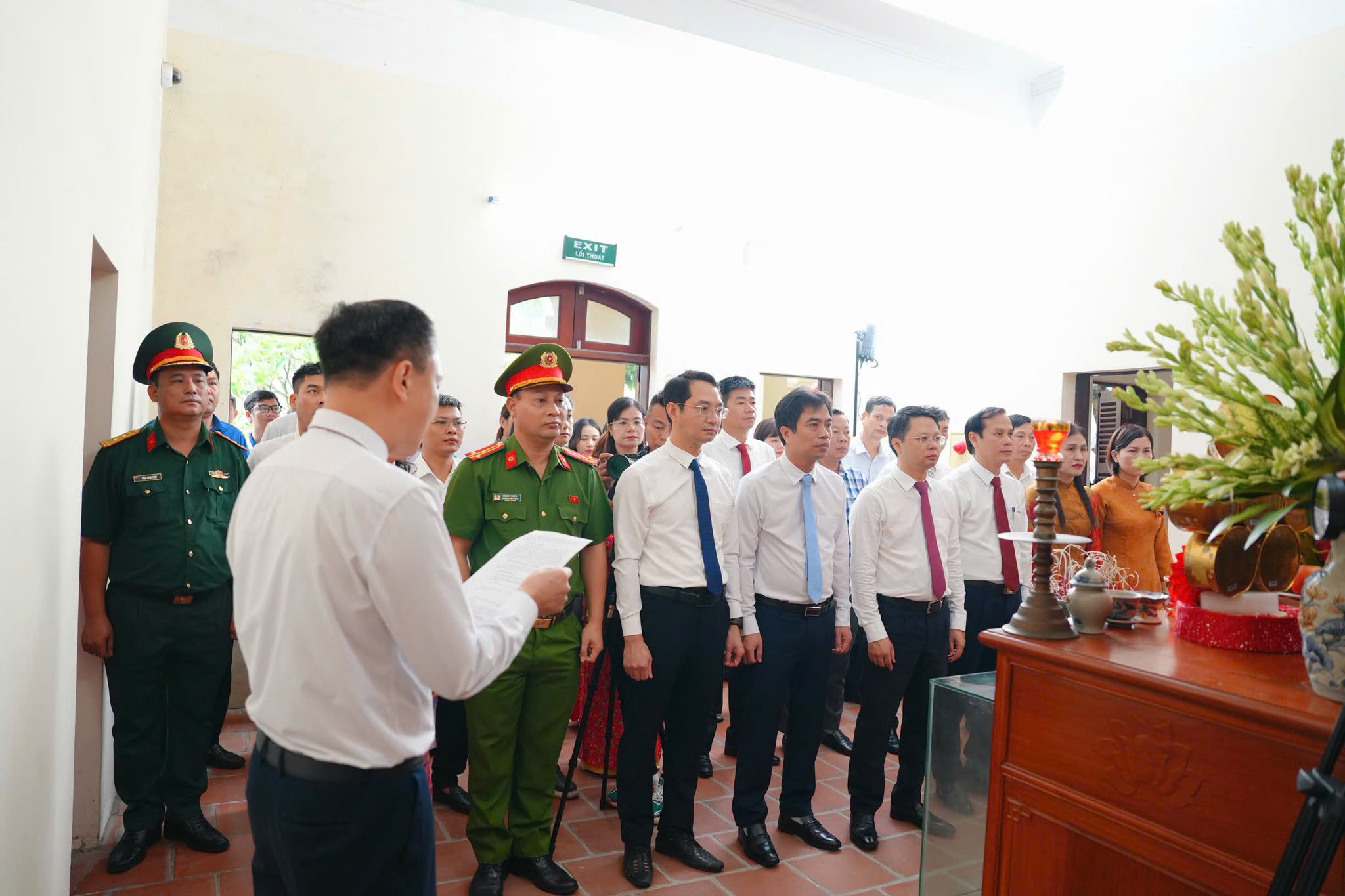 Xã Sơn Đồng dâng hương tưởng nhớ Chủ tịch Hồ Chí Minh tại Nhà lưu niệm Bác Hồ