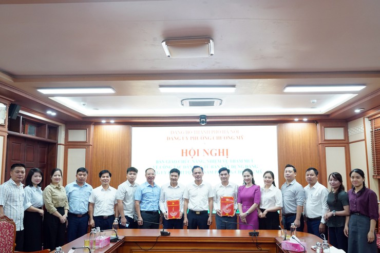 Phường Chương Mỹ chuyển giao công tác dân vận, tăng cường kết nối với nhân dân từ cơ sở