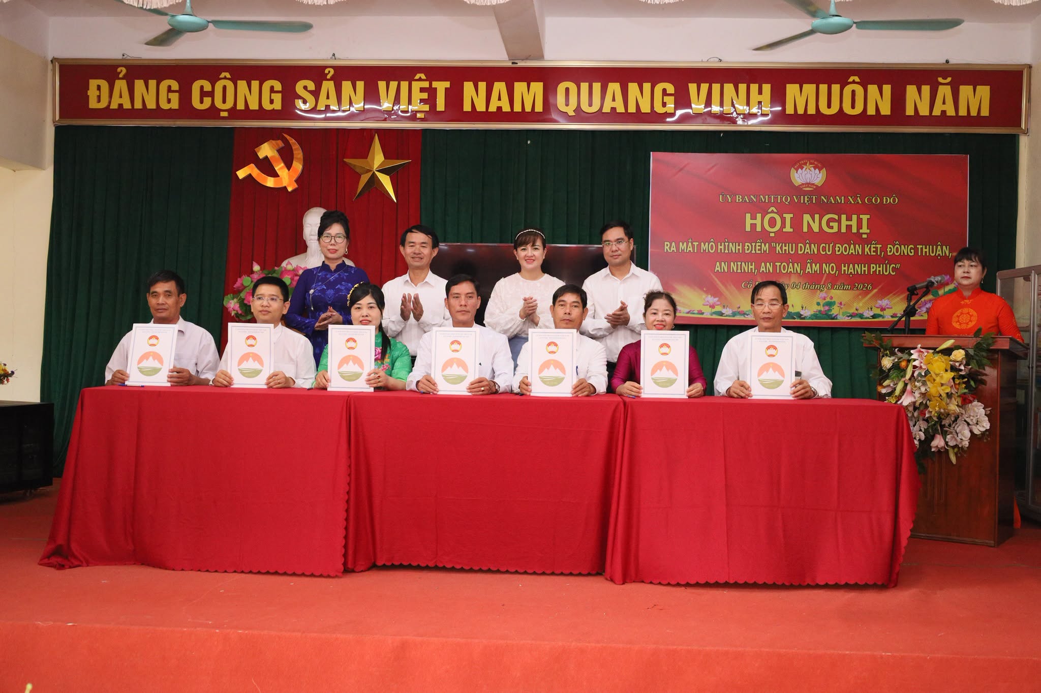 Xã Cổ Đô ra mắt mô hình điểm xây dựng khu dân cư đoàn kết, an toàn, hạnh phúc từ cơ sở