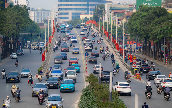Hà Nội thúc đẩy giao thông xanh, mở rộng hỗ trợ chuyển đổi phương tiện và đi lại công cộng