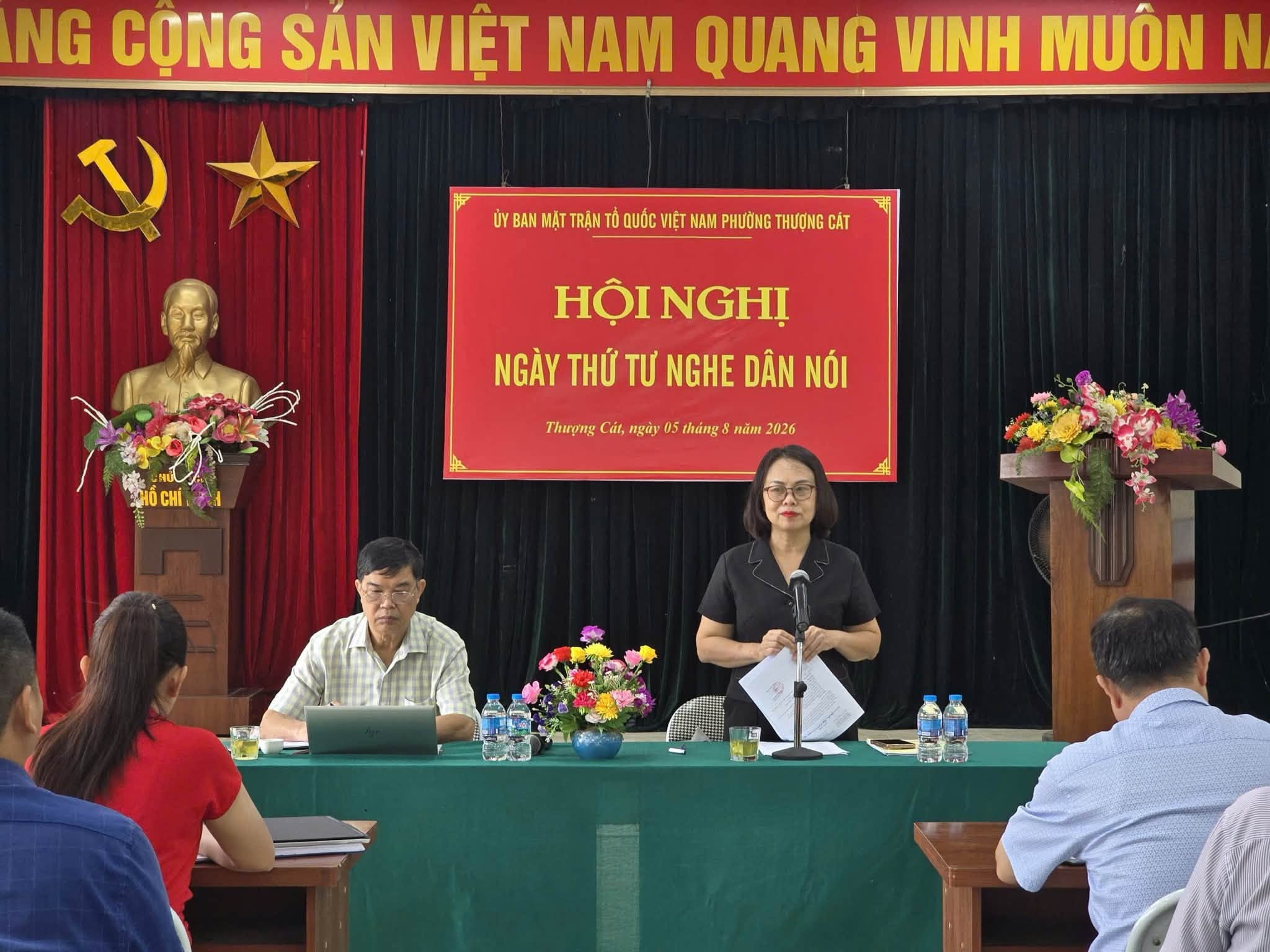 Phường Thượng Cát phát huy hiệu quả mô hình “Ngày thứ Tư nghe dân nói”, tăng cường đối thoại và giải quyết kiến nghị từ cơ sở