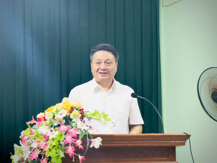 Xã Thanh Oai: Thường trực Đảng ủy dự sinh hoạt chi bộ, trực tiếp lắng nghe cơ sở để nâng cao chất lượng hoạt động sau sắp xếp